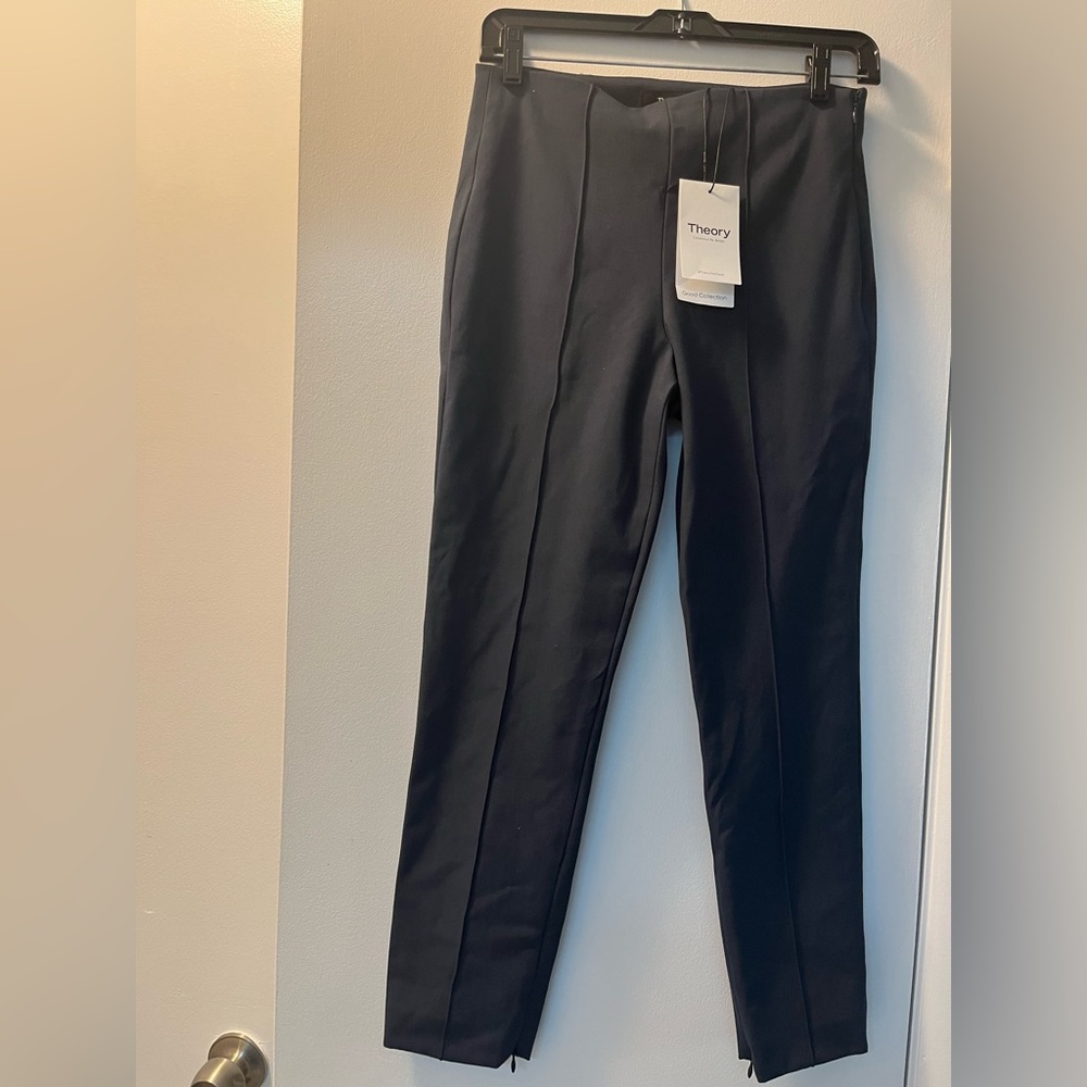 Theory Nocturne Navy Pintuck Pant Size 2 New with tags